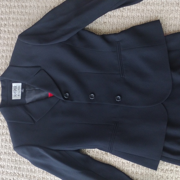 Kasper Black Blazer and Skirt Set Size 6 Petite - Picture 15 of 17